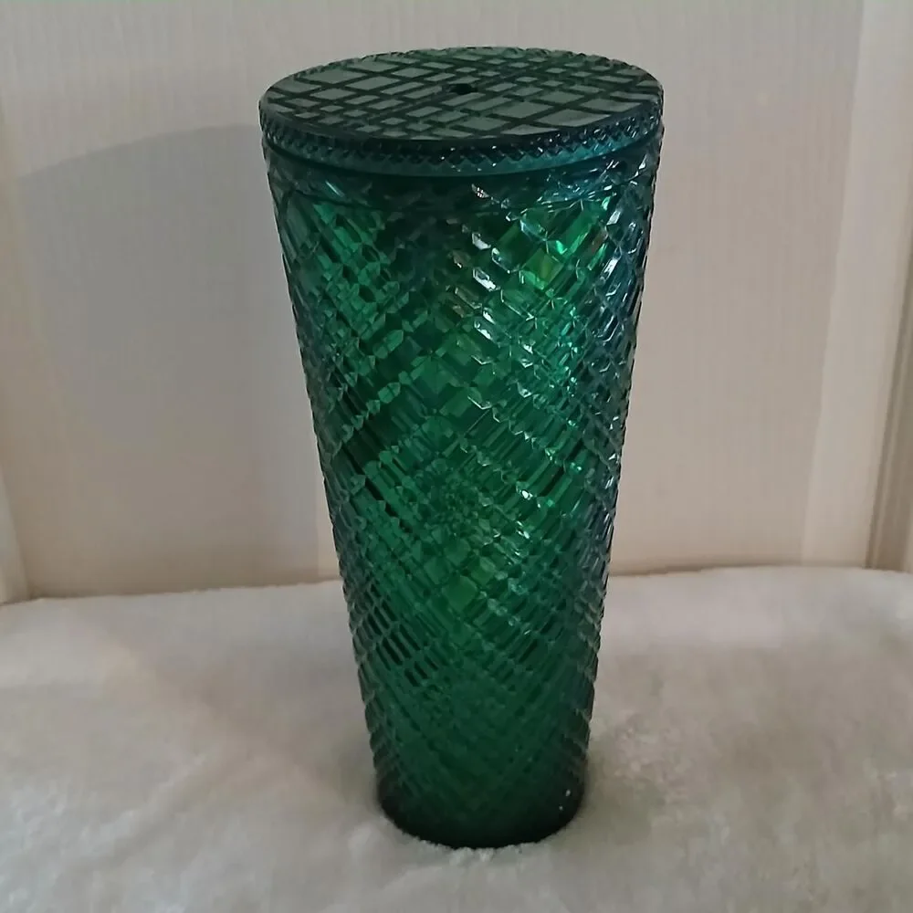 Starbucks 24 oz Emerald Green Jeweled 2021 Holiday Tumbler with Lid No Straw